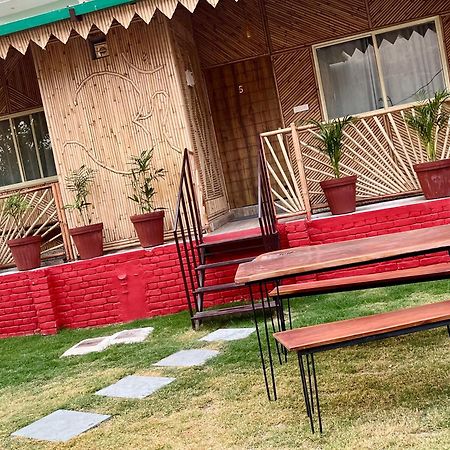 Bamboo Garden Cottages And Cafe Rishīkesh Dış mekan fotoğraf